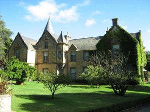 Overnewton Castle - Northern Rivers Accommodation